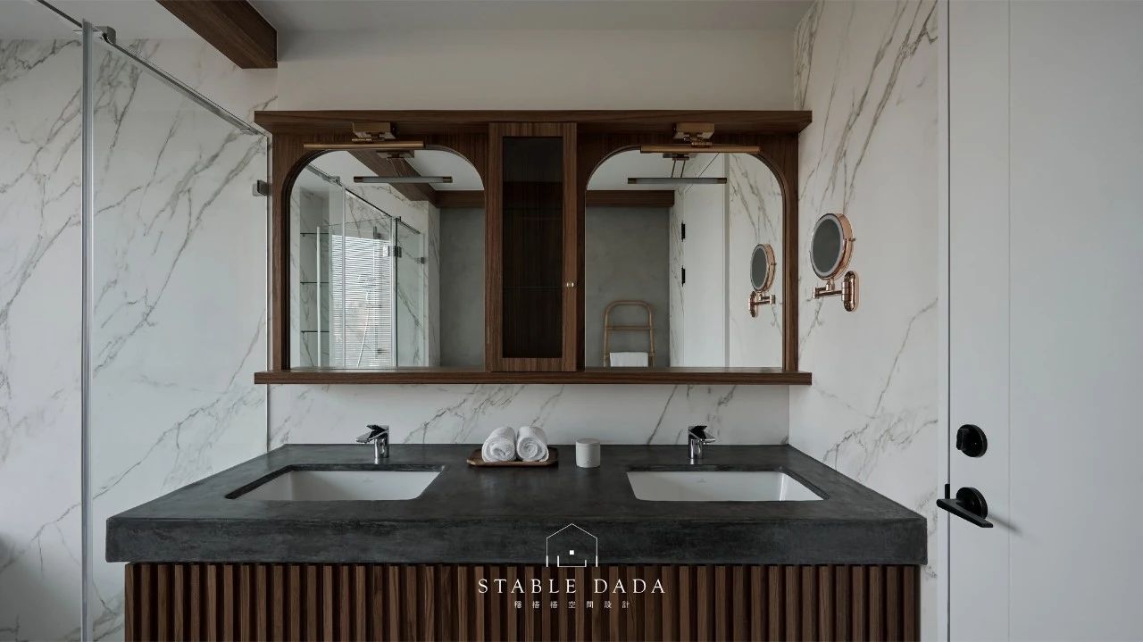 台北黑胡桃木小豪宅丨中国台北-33