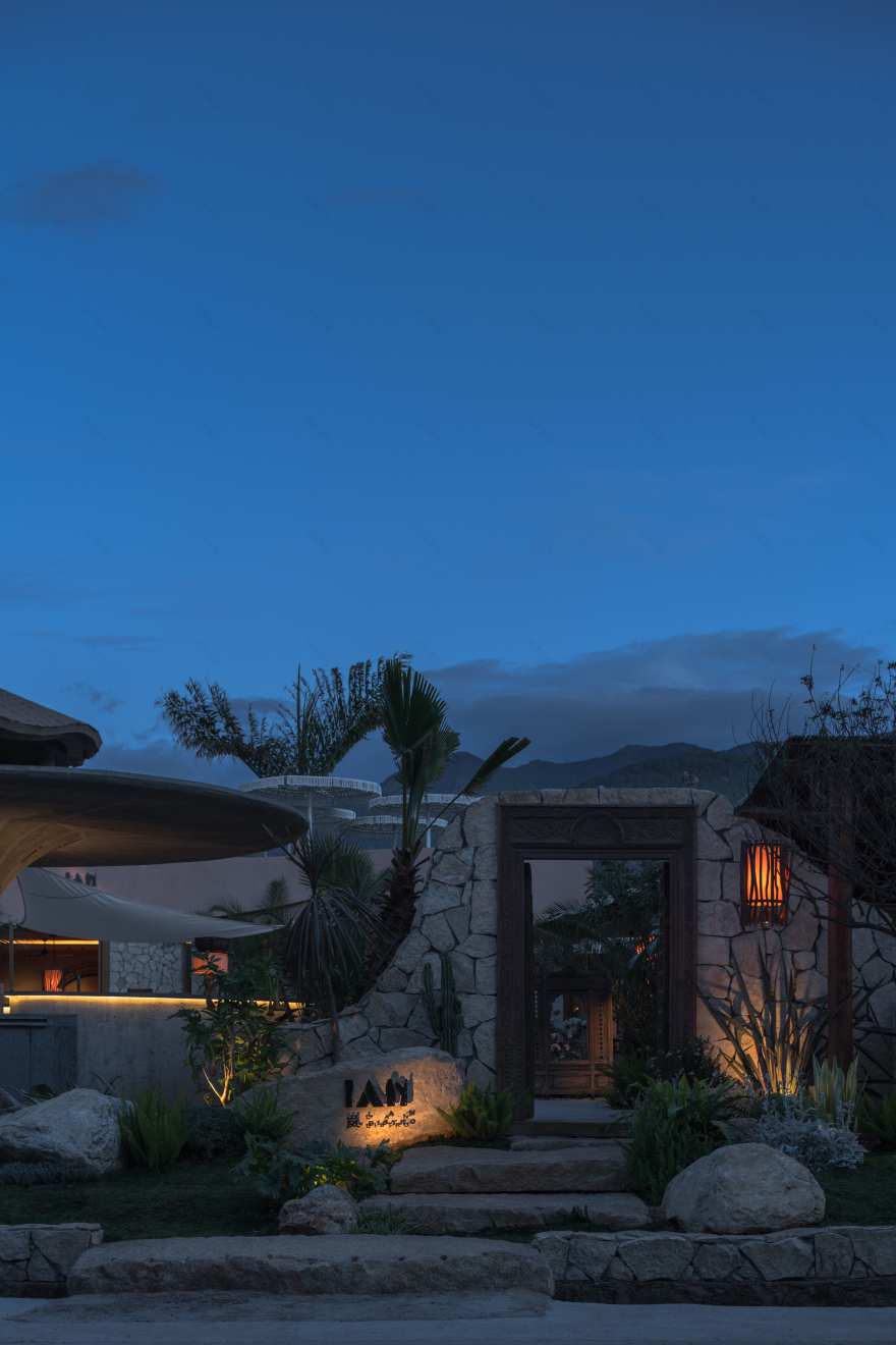 Lan岚·云南bistro餐厅丨中国丽江丨FUNS方糖空间设计顾问-11