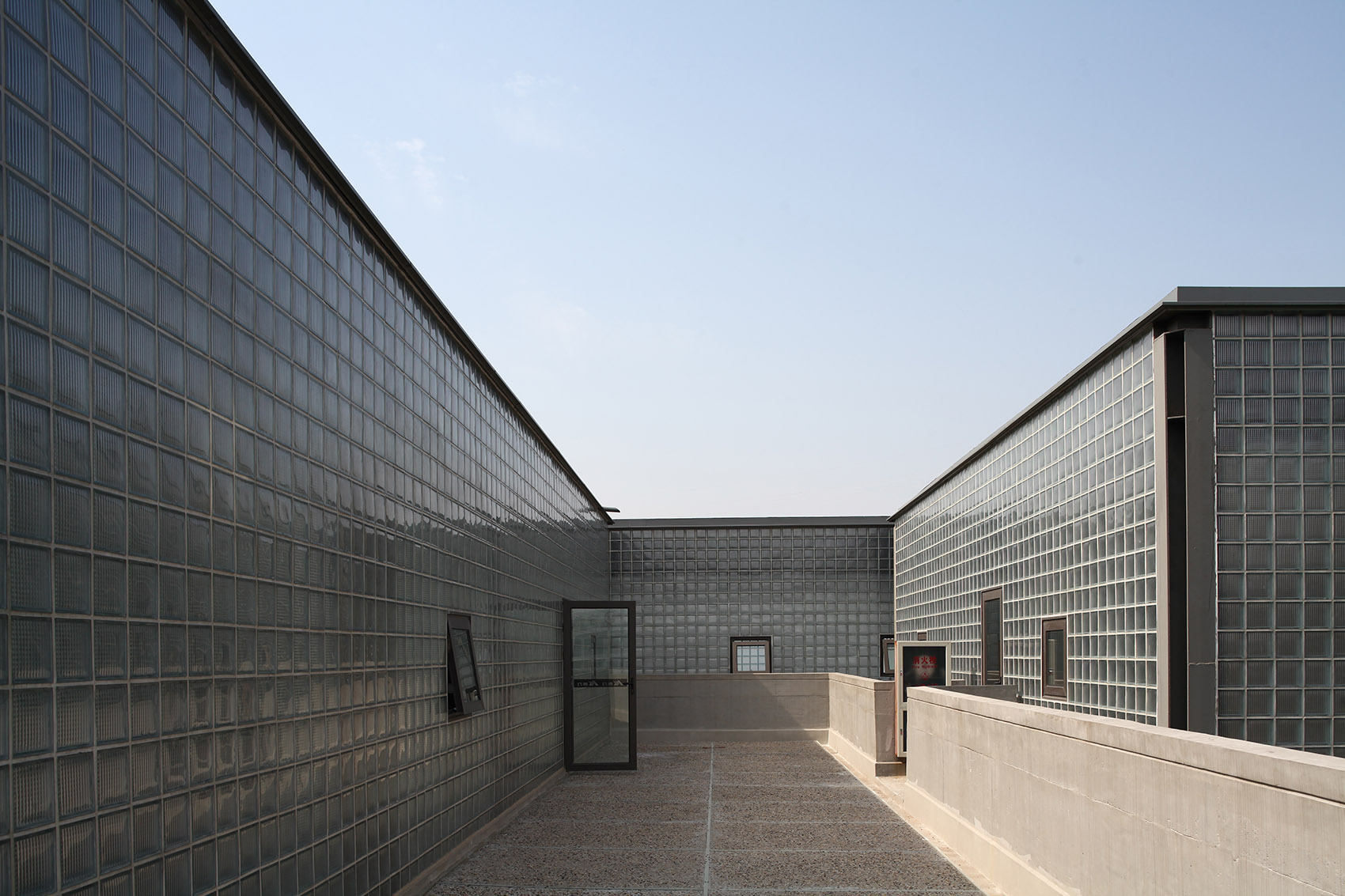 宁波柯力博物馆－混凝土框架与玻璃盒交响曲-59