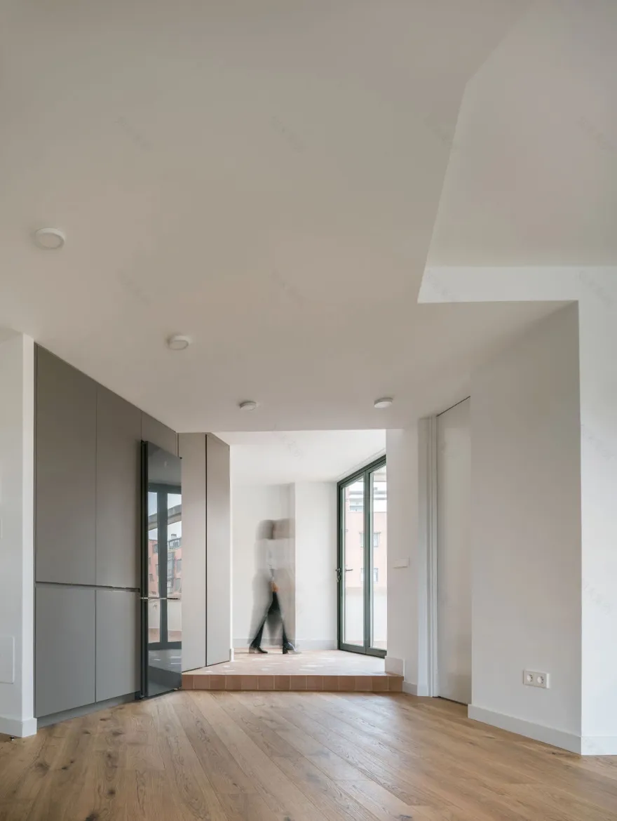 阳光下的双露台公寓丨西班牙马德里丨PuertoyMartín Architects-17