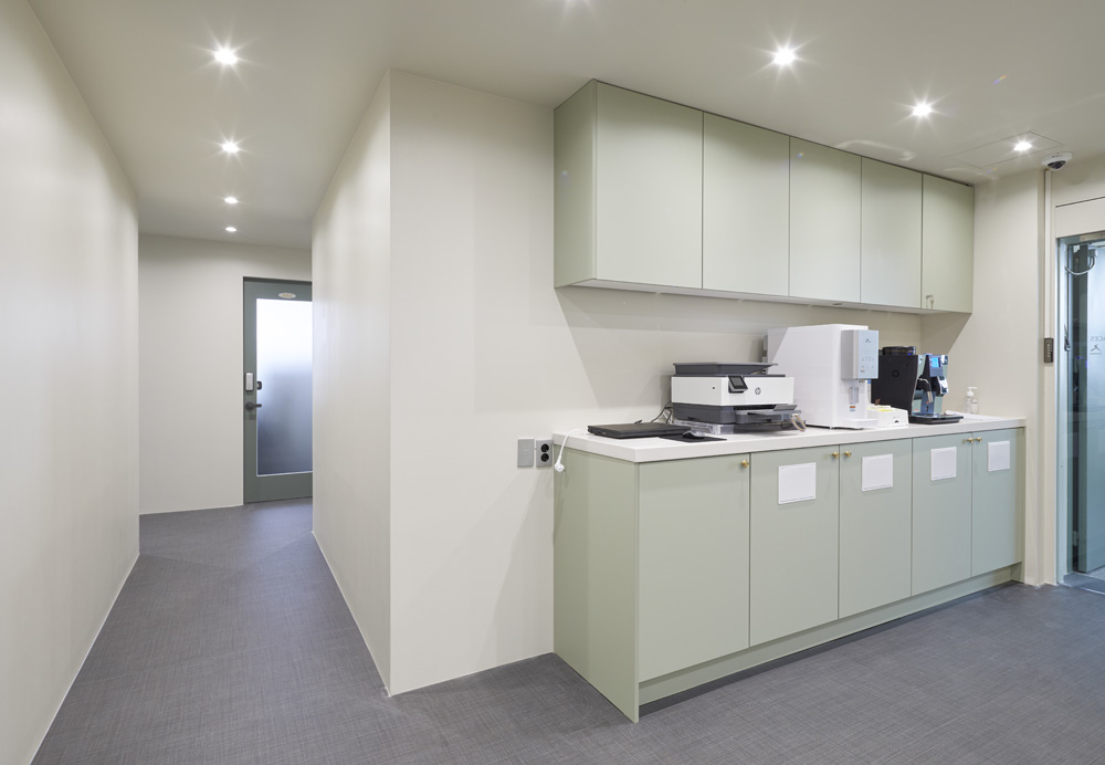 67 平现代简约共享办公空间设计-6