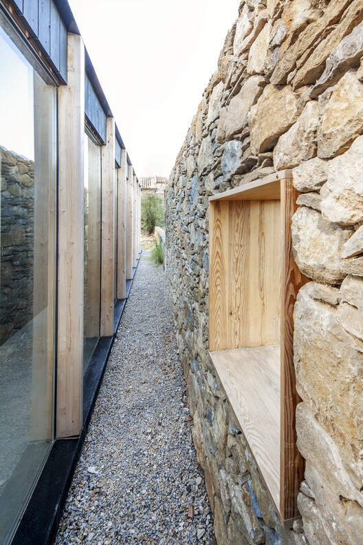 西班牙乡村的庇护所丨Agora Arquitectura-20