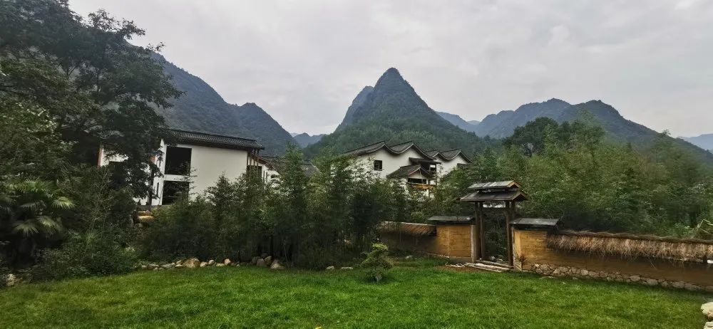 江西上饶三清山八磜村“望三清·艺术聚落”-134