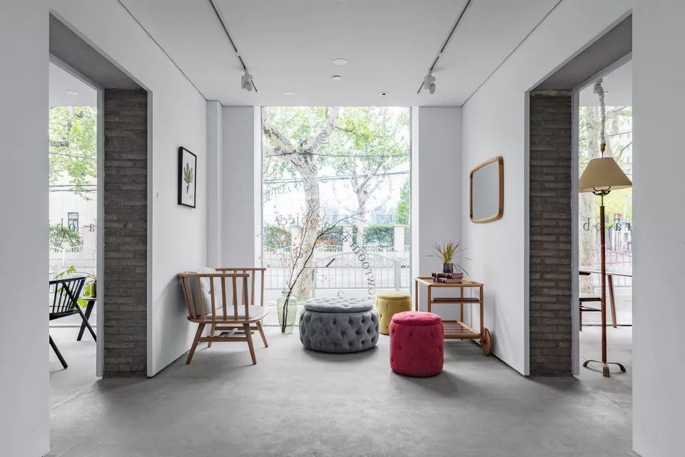 上海 Aura Object 展示空间 | 欧式拱廊与连续落地窗的视觉盛宴-9