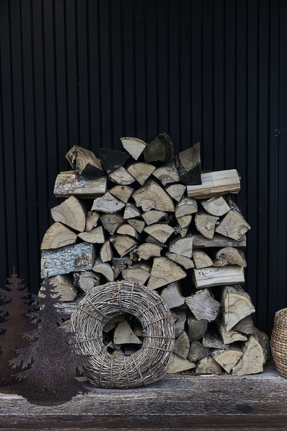 CHRISTMAS IN CLOSE  WITH NATURE: DANISH STYLIST’S COZY AND FESTIVE COTTAGE-19