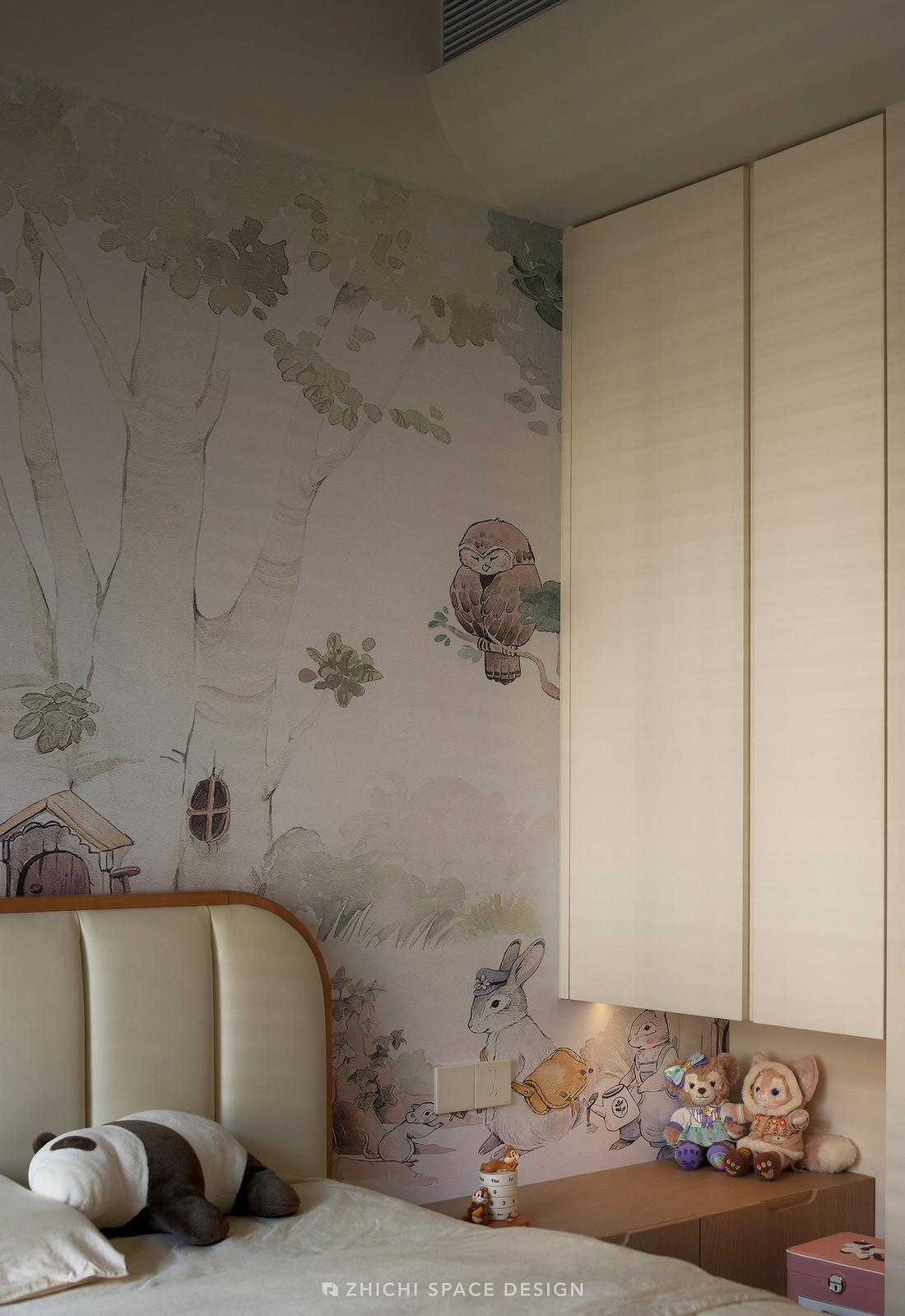 弧线隐去边界，墙体交错间藏起松弛与诗意-56