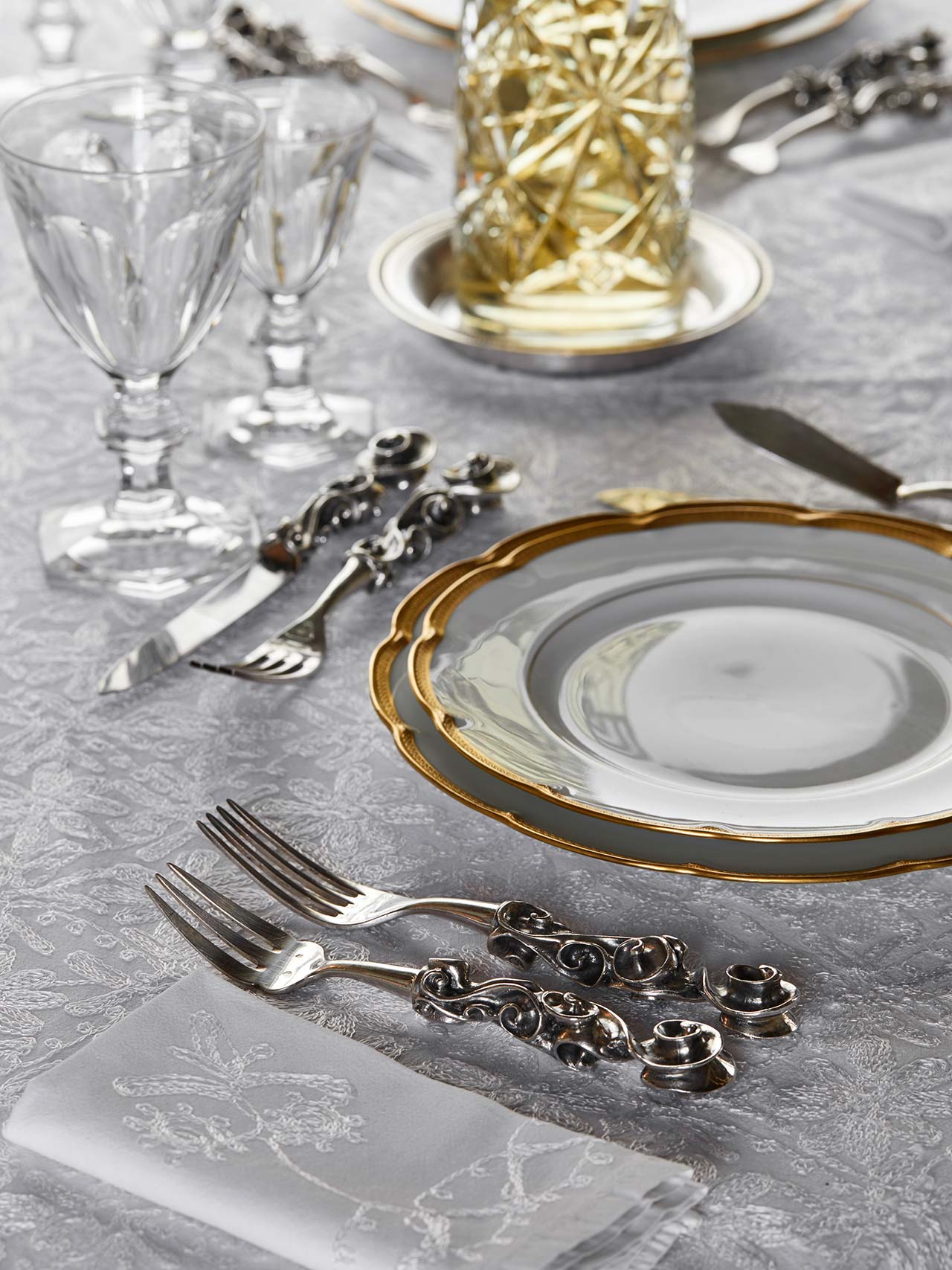 Maison Sémonville A Parisian Hôtel Particulier Celebrates its Heritage with Aplomb-38