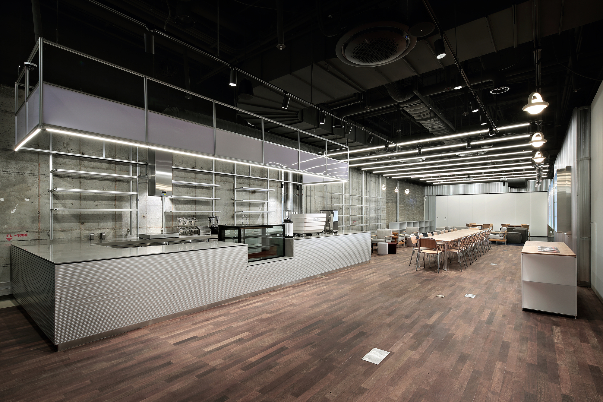 Seoul Made Space / Collective B-14