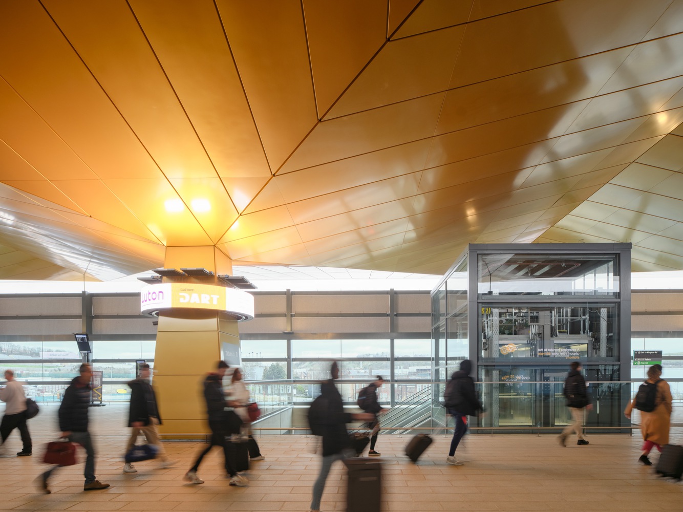 卢顿直接航空铁路运输公司丨奥雅纳公司-41