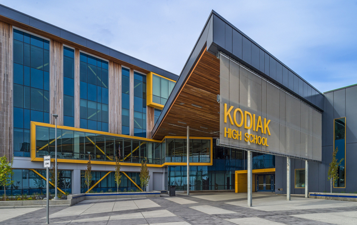 DLR Group 打造 21 世纪现代化 Kodiak 高中-14