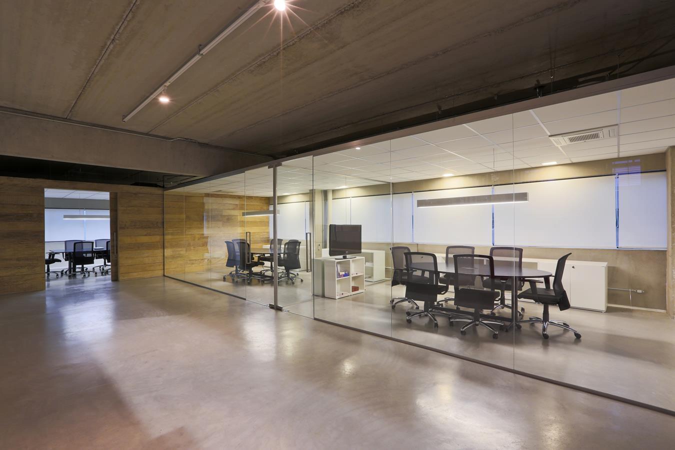 泰勒斯系统办公室-11