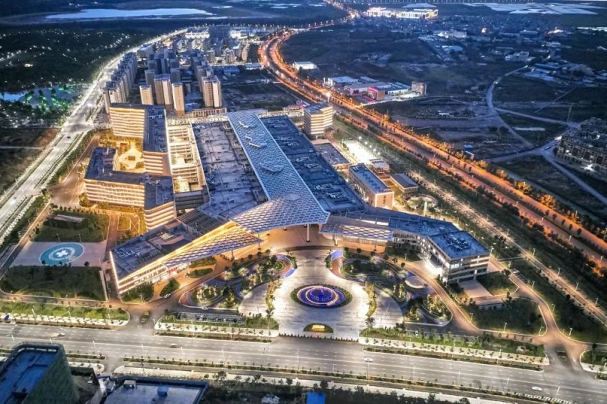 滇南中心医院 | 模块化设计,生态蜂窝建筑-21