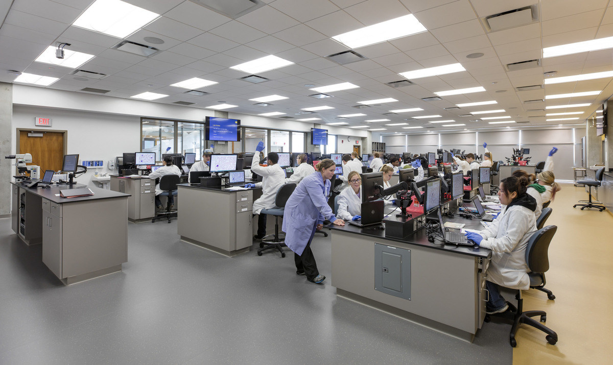 北达科他大学医学院+健康科学学院-35