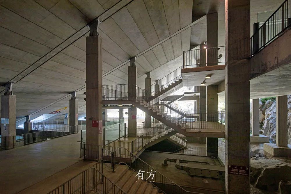 超越几何 · 阿尔瓦罗·西扎的葡萄牙当代建筑之旅丨有方空间国际旅行(深圳)有限公司-196