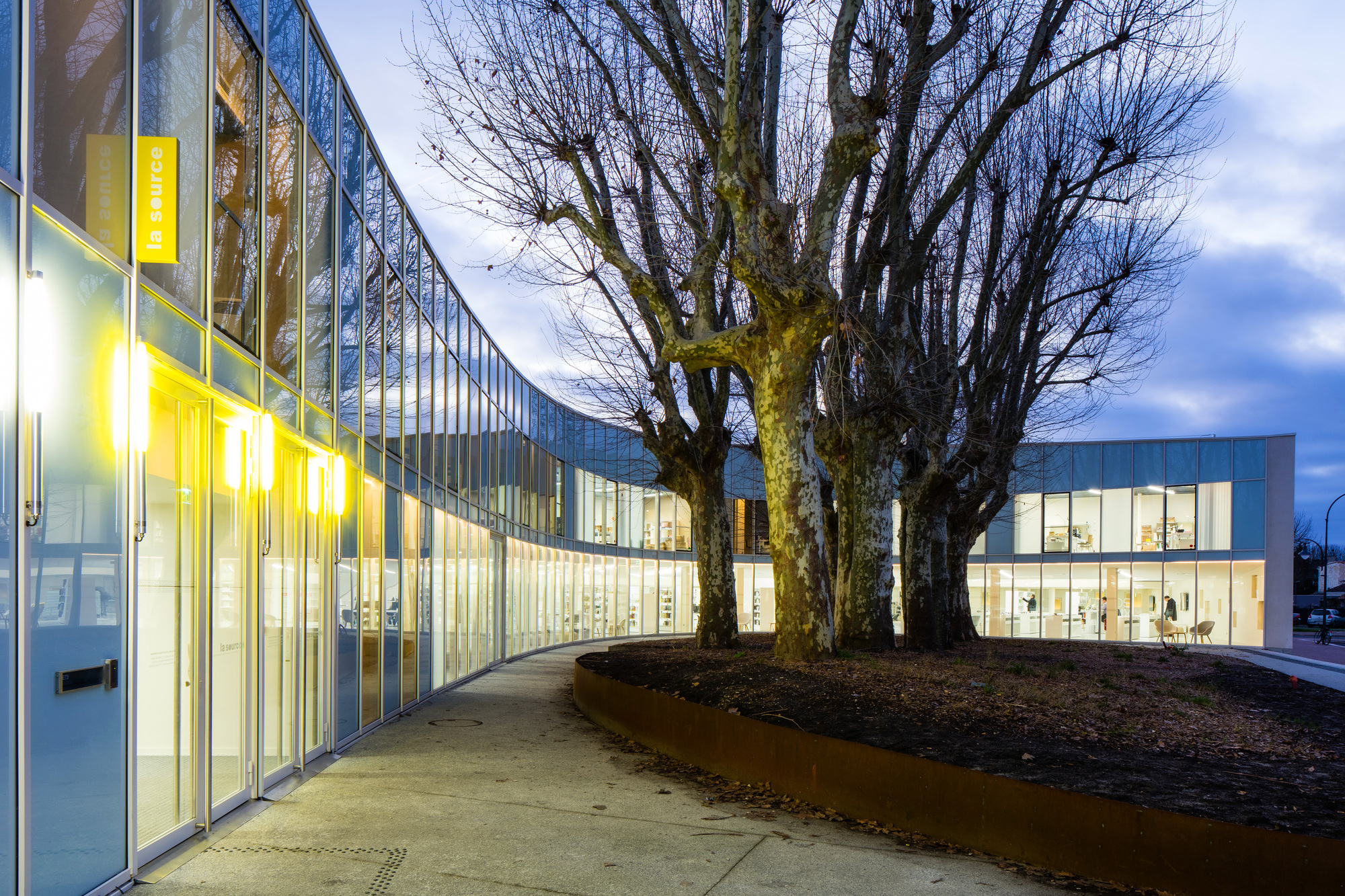 La Source,media library and centre for eco·citizenship in Le Bouscat (法国)-20