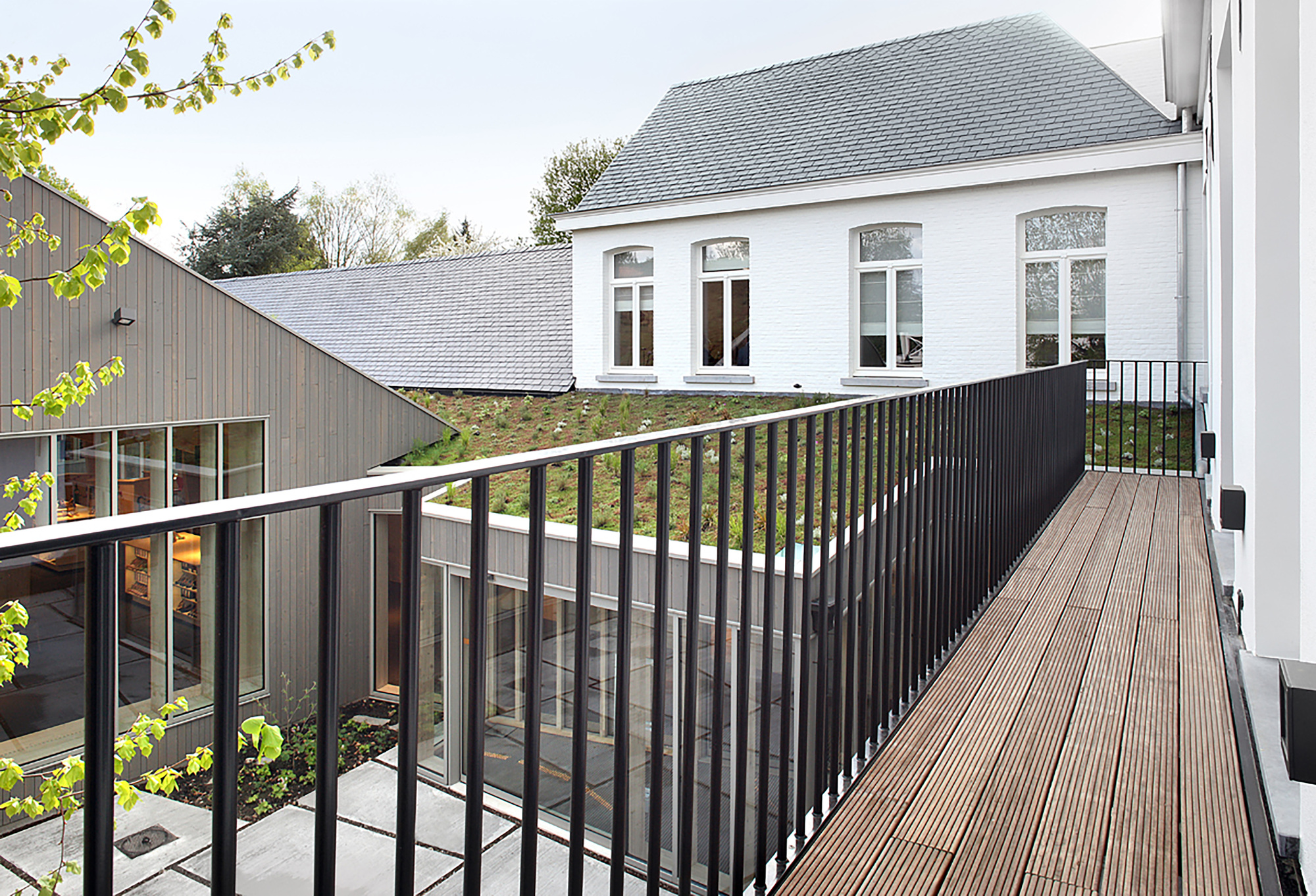 Pedico Shop / murmuur architecten + Robbrecht & Daem architecten-15