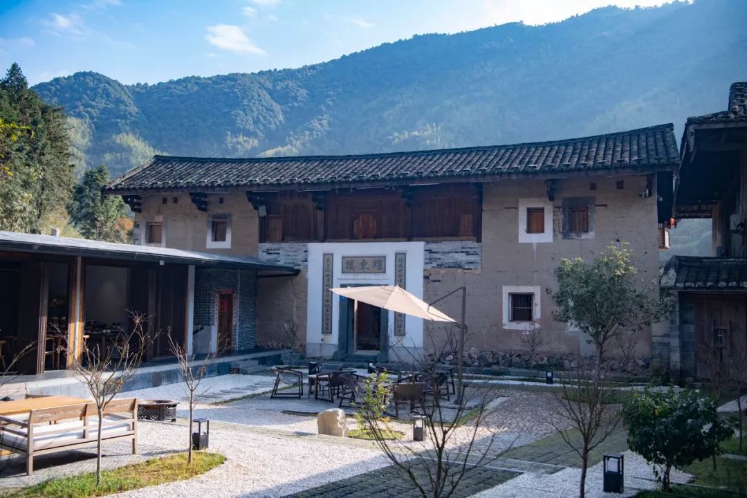 归隐深山,客家土楼变身为文化行馆-32
