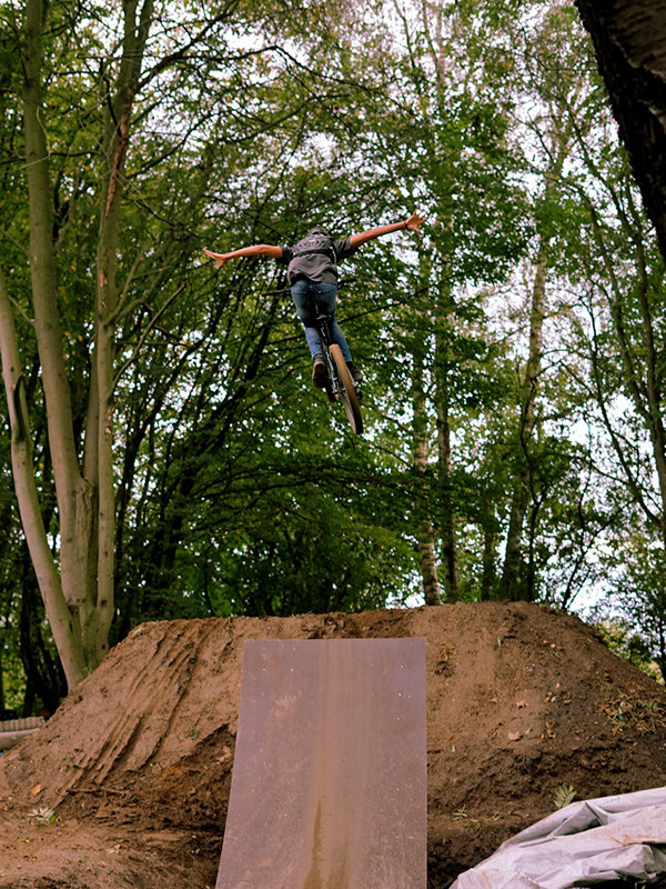 Till's Place山地自行车跳跃场地改造-14