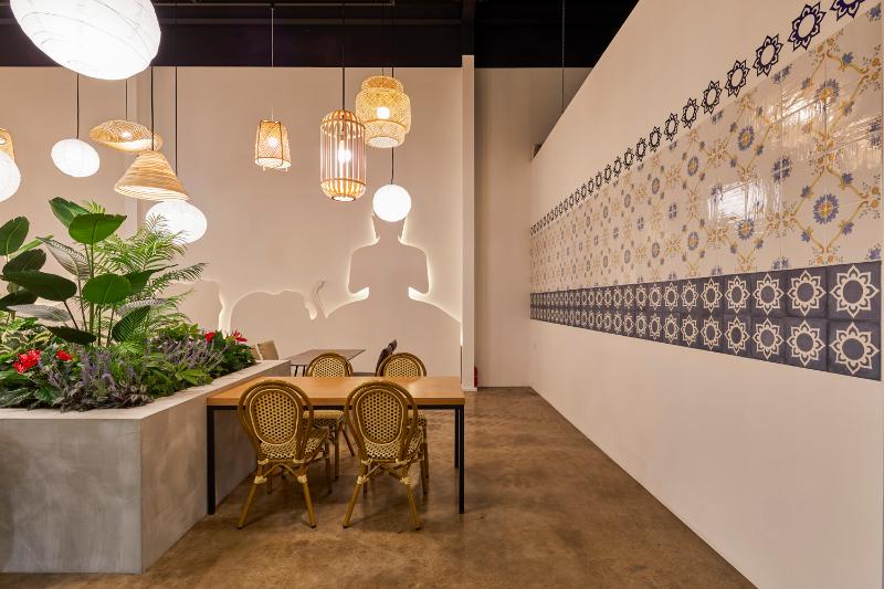 60 平泰式餐厅，打造高端氛围的室内设计-9