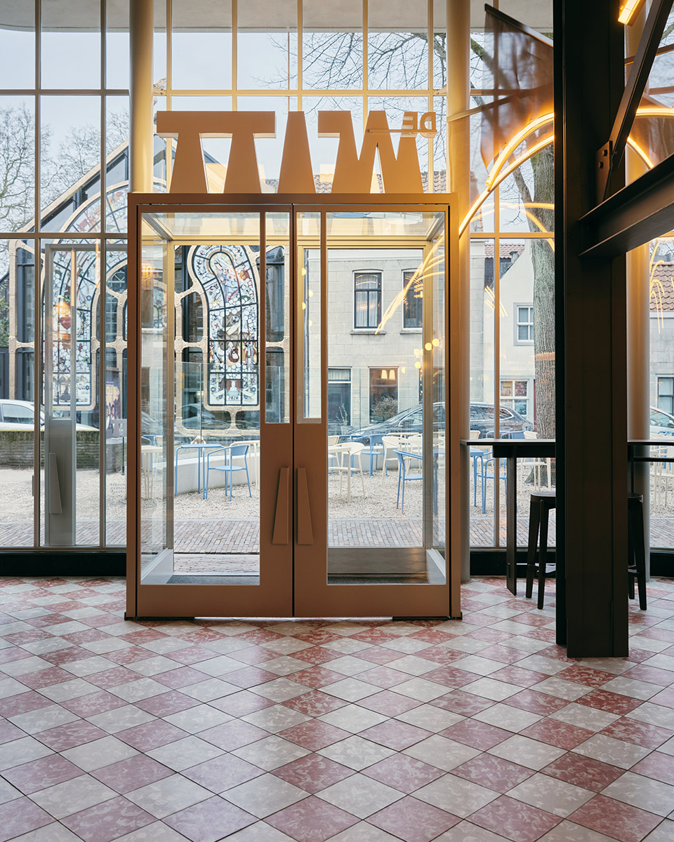 全天候法式小馆&影院丨荷兰多德雷赫特丨Studio Modijefsky-17