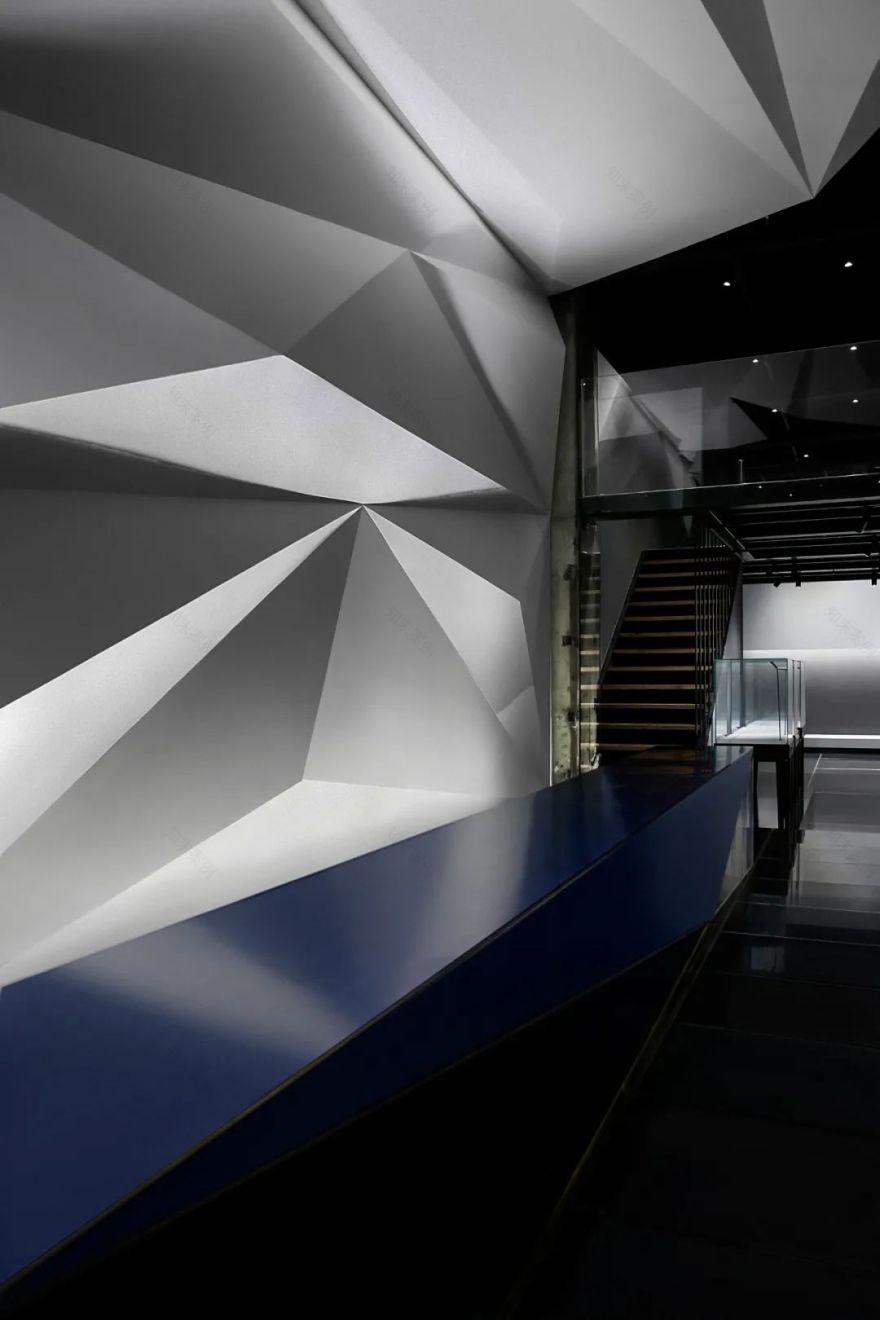 ZJ · DESIGN至简设计|ARTMEN 金属艺术空间-53