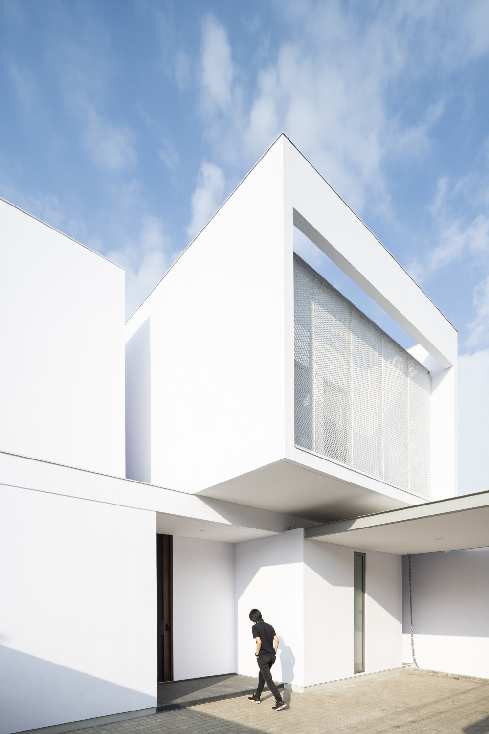 印尼白色简约住宅设计-17