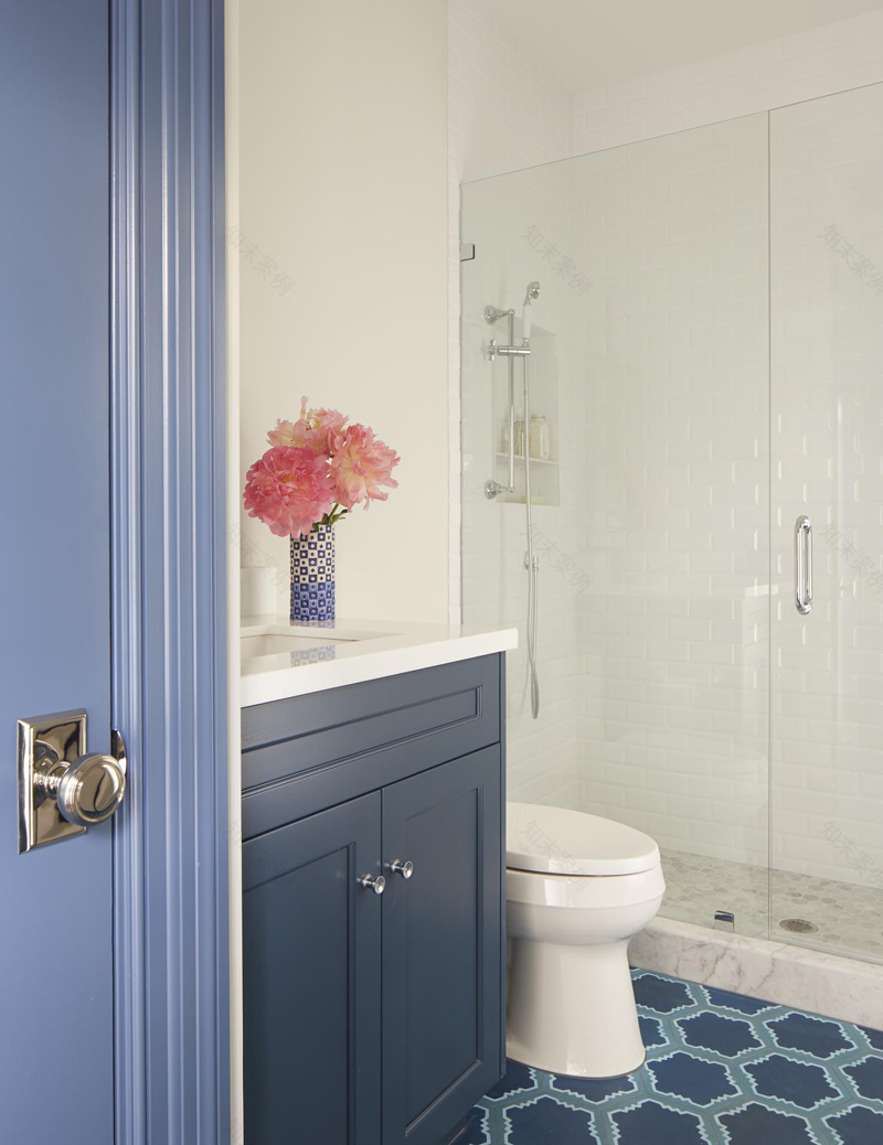 Soft and Delicate Tones Fill Every Space of this Beautiful Home-23