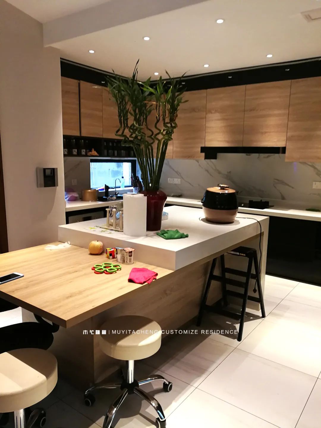 万科渝园现代简约厨房丨中国重庆丨木艺踏程-19