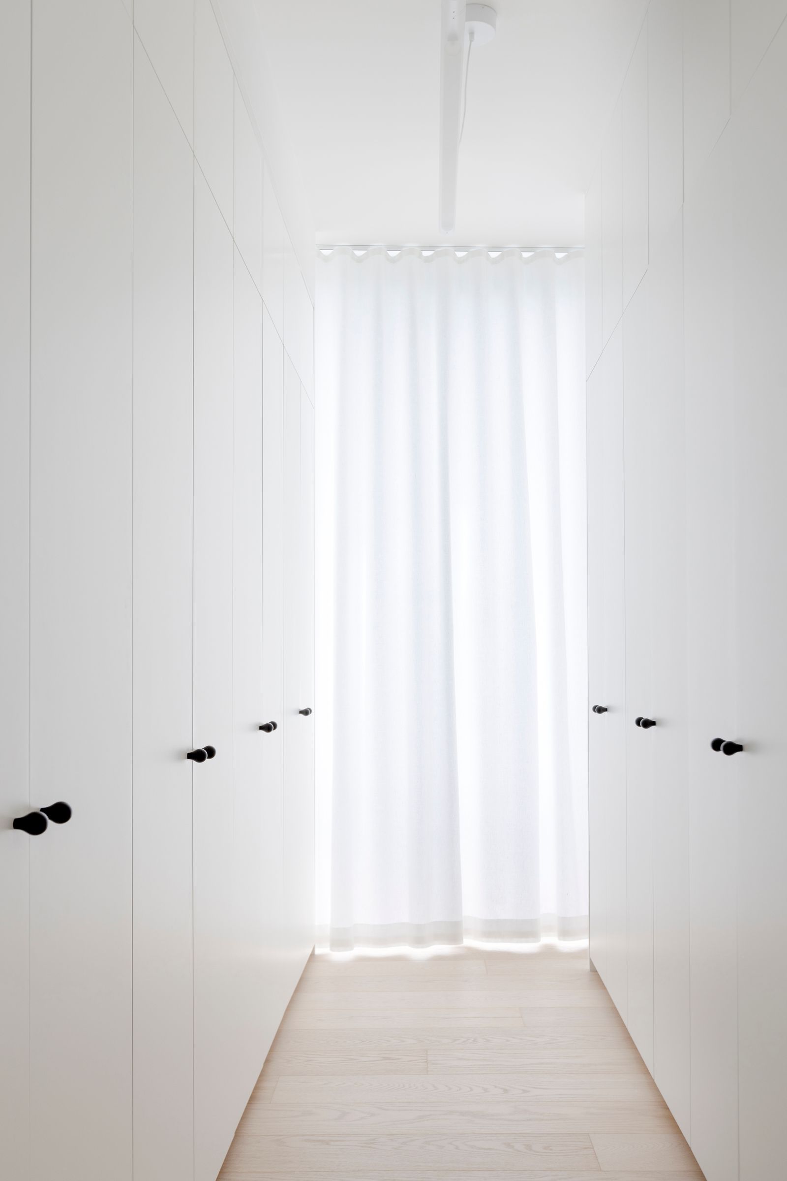 温哥华Peter Wilds设计的明亮公寓丨加拿大温哥华-23