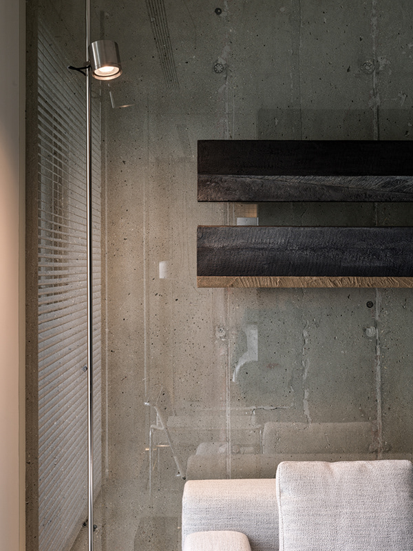 PRIME 66：普瑞姆66
PRIME·66：普瑞姆·66
ARTIMITRO：由于ARTIMITRO可能是特定的名称、术语等，没有通用准确的对应翻译，此处无法给出有效翻译 丨俄罗斯莫斯科-36