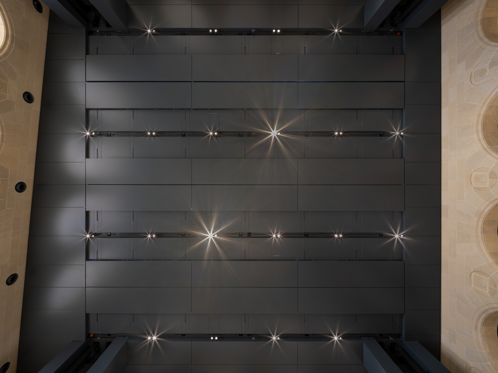 Paris Fondation Cartier for Contemporary Art / Ateliers Jean Nouvel-38