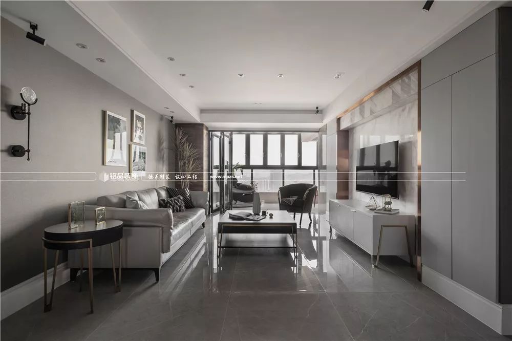 轻奢美式 166²大平层,优雅高级灰的时尚演绎-3