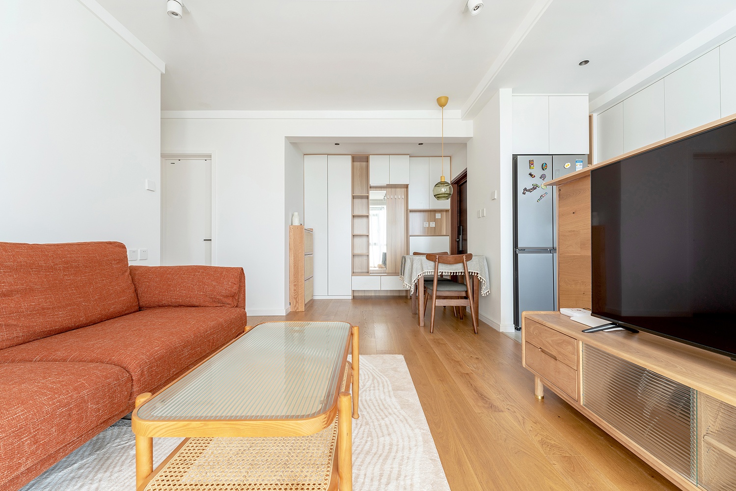 拆掉一面墙，实现60㎡LDKB流动布局，还能增加衣帽间-2