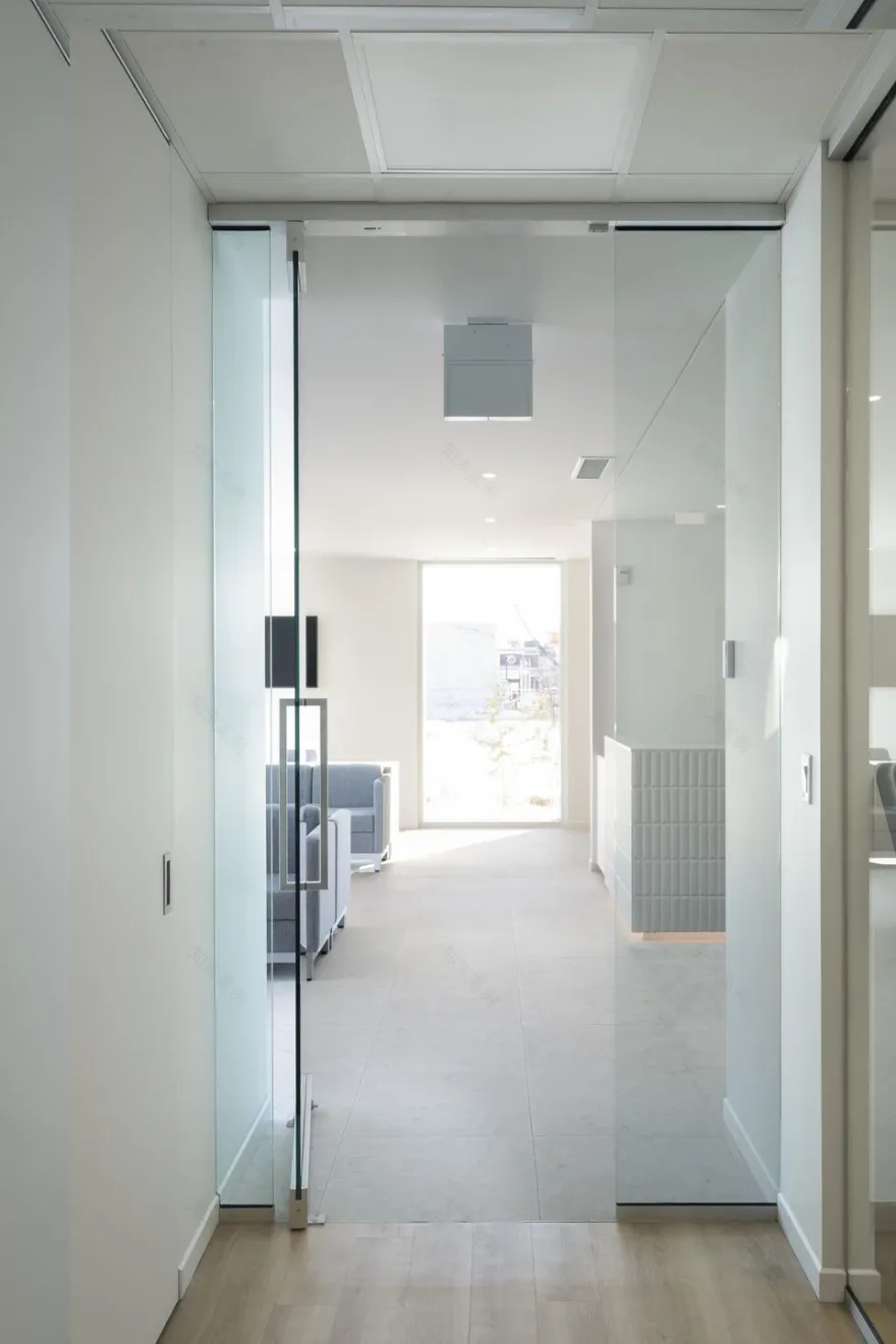 波托-特伦布莱斯牙科诊所丨加拿大蒙特利尔丨DKA ARCHITECTES-29