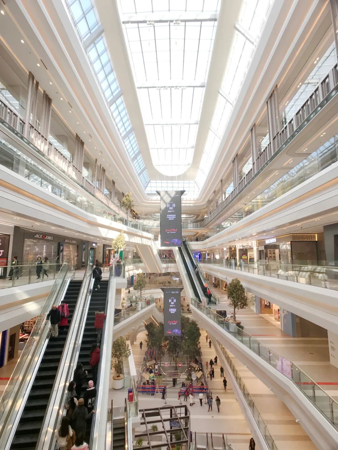 地下商业空间的新“高度”-9