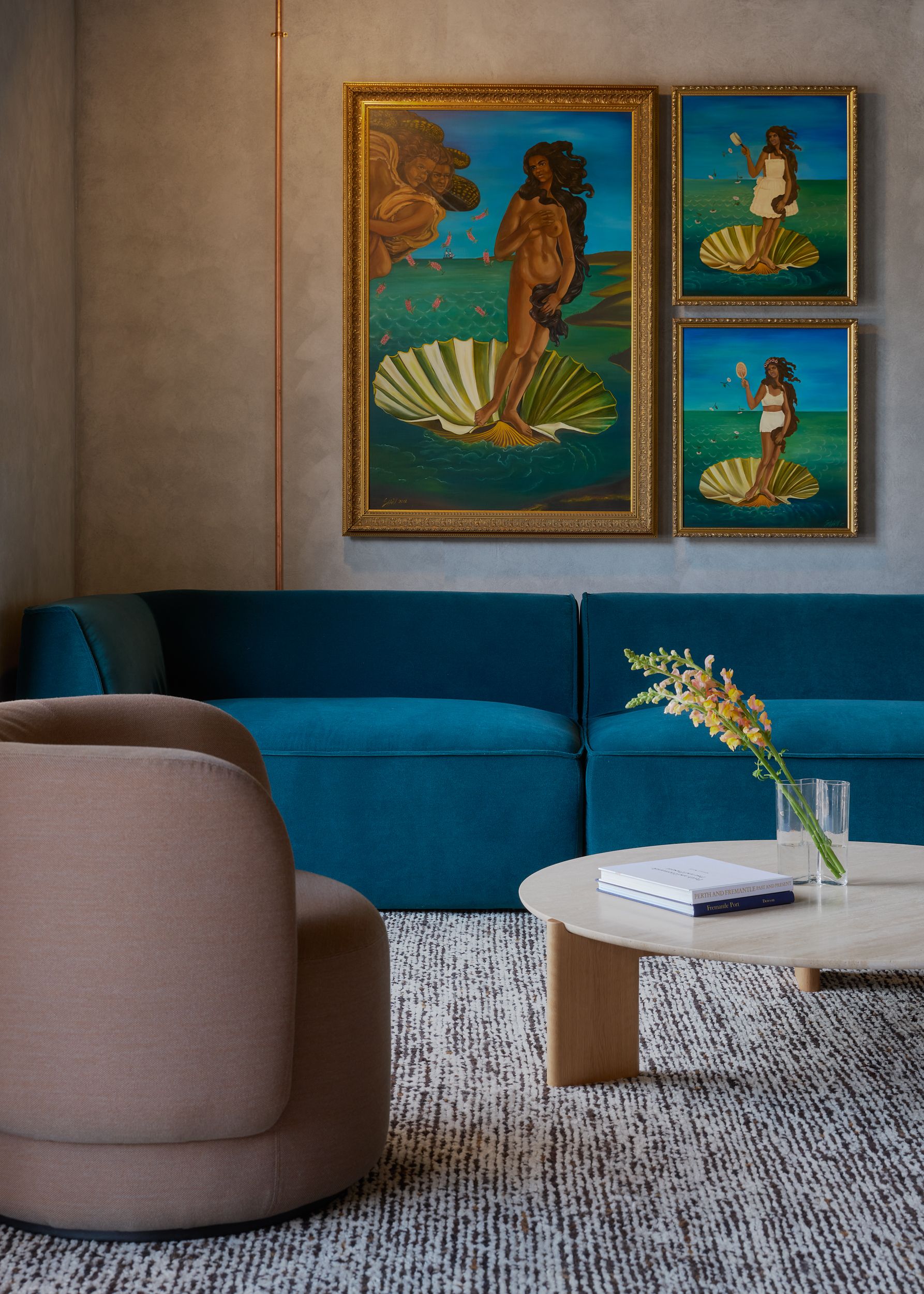 加德酒店 · 大页纸（注：Foolscap常见意为大页纸，但由于不清楚在这个具体语境里是否有特殊含义，如果Foolscap是酒店特定的名称或有特殊指代，此翻译可能不准确） 丨澳大利亚西澳大利亚-21