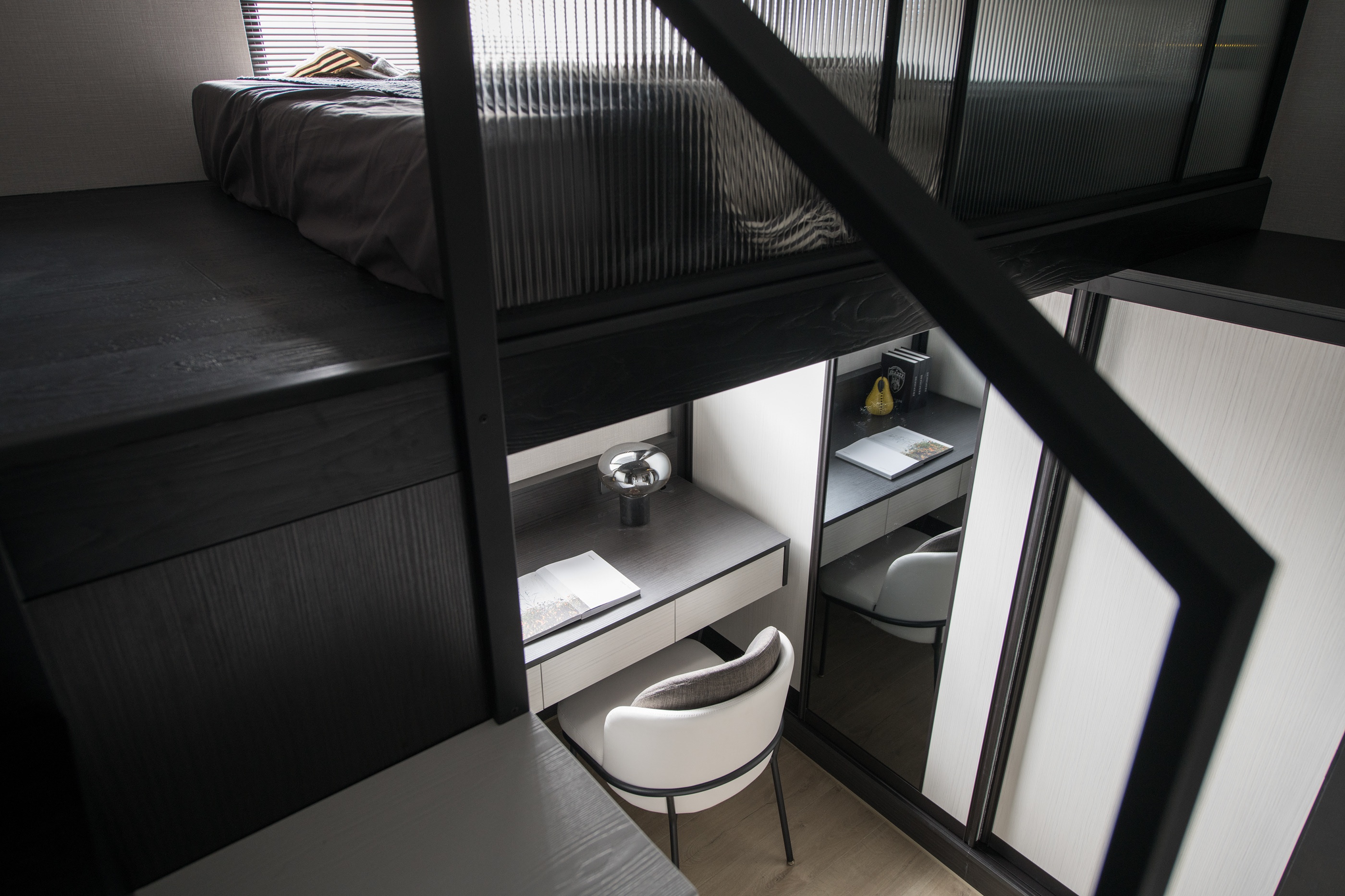 台北士林区黑与白小户型设计丨中国台北-19