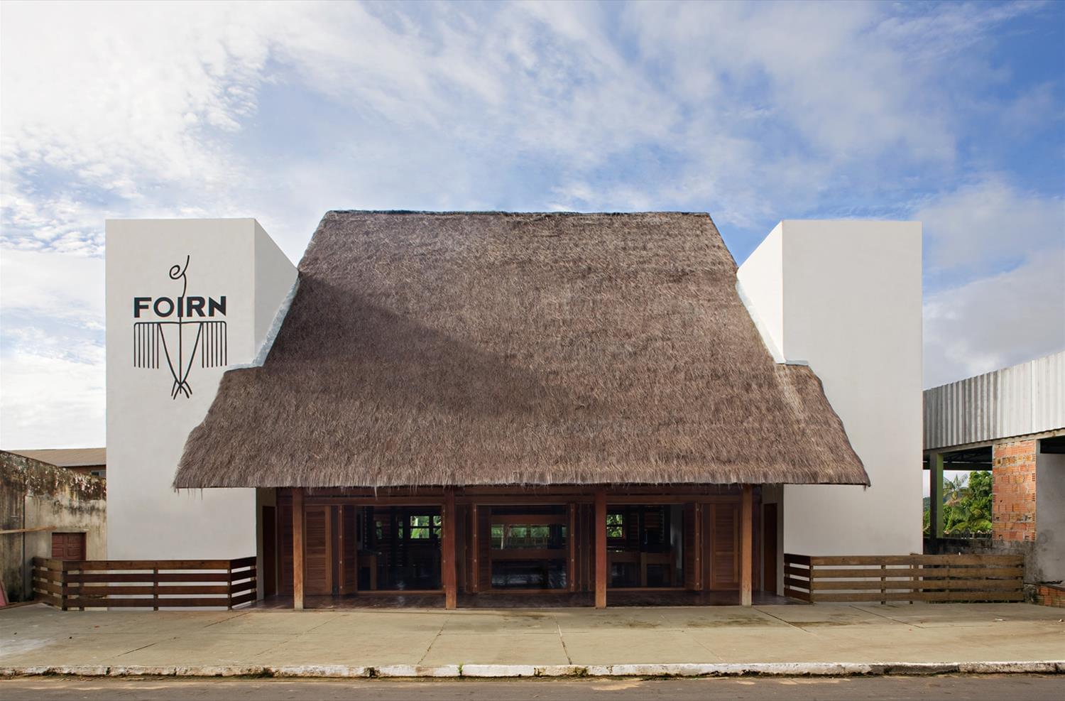 巴西 Foirn 教育文化中心 | 传统与现代的完美结合-1