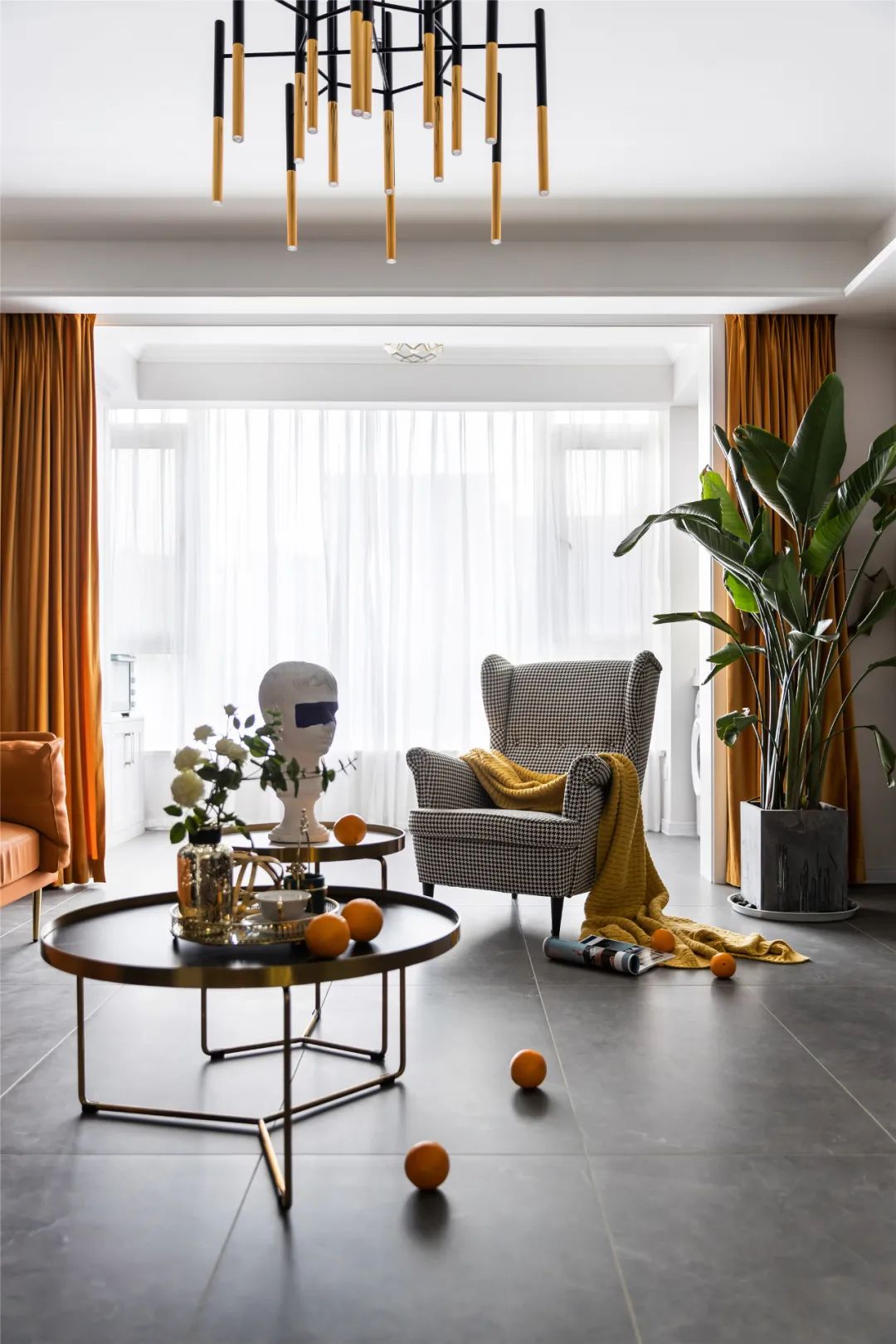 奇幻之家 | 蓝橙激情碰撞的梦幻空间-1