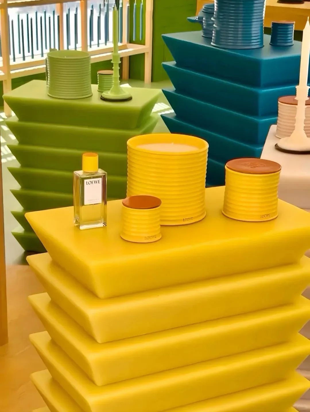 LOEWE 马德里快闪店丨西班牙马德里-18