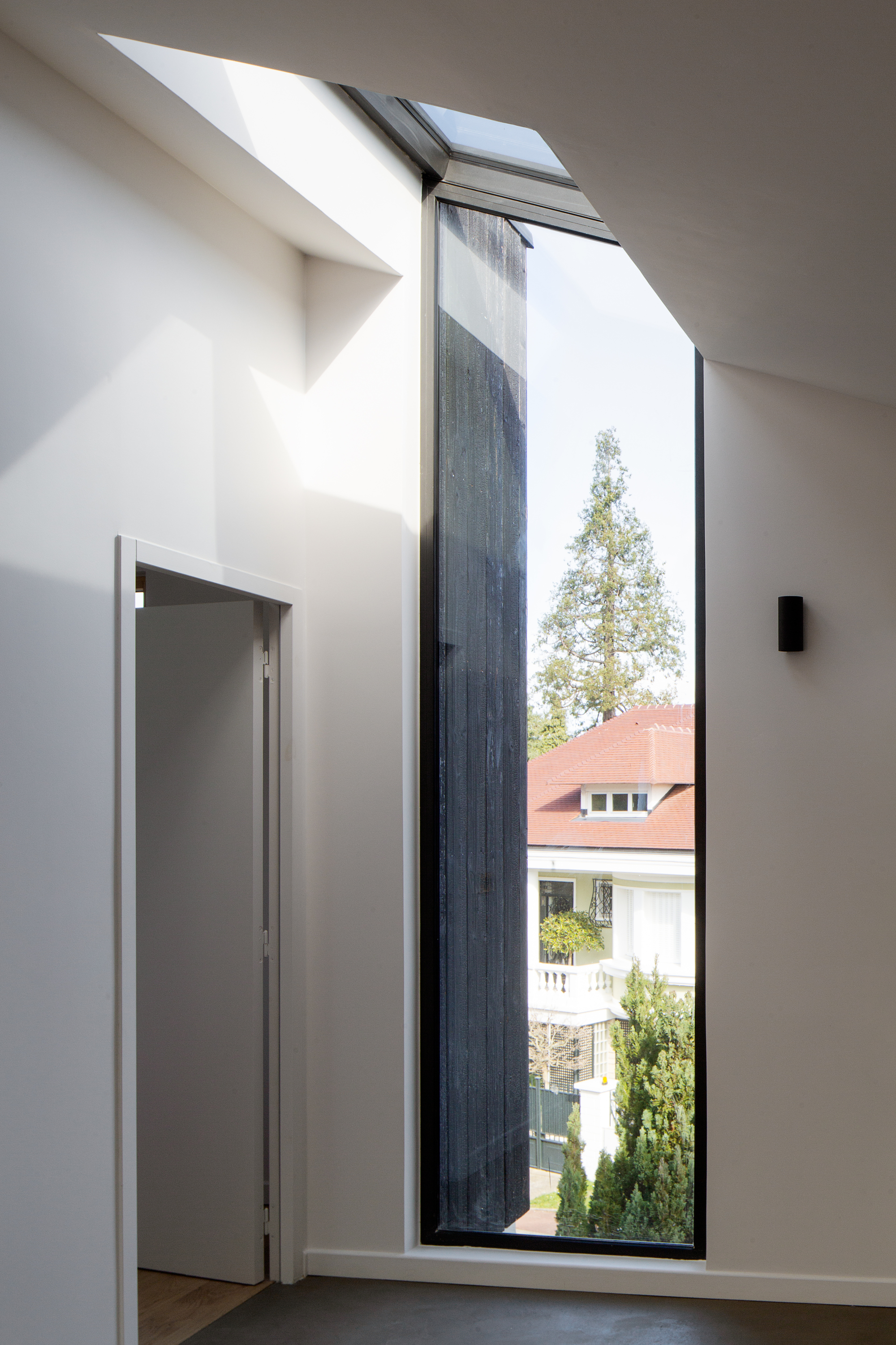 光影穿越，现代与传统的和谐对话-13