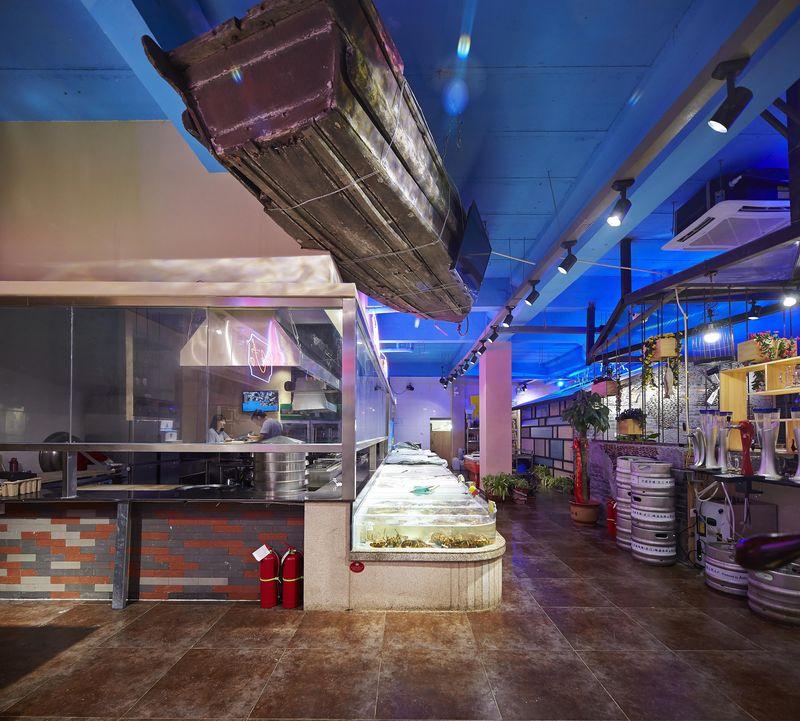 小渔莊海鲜舜耕路 | 倪泽团队打造600㎡自然怀旧空间-3