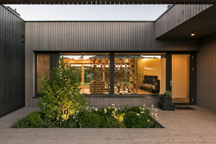 维尔纽斯“黑匣子”住宅，极简北欧风-4