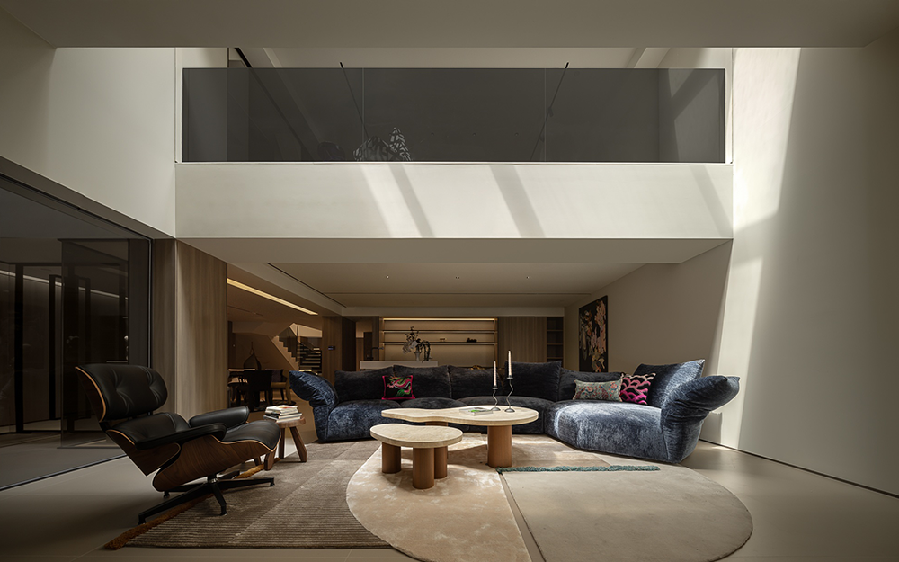 简约设计 干净 · 纯粹-80