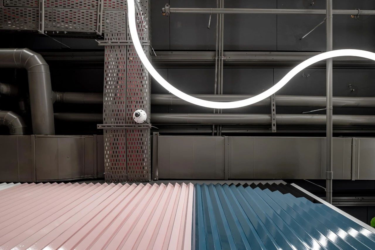 美学聚场娱乐办公设计-57