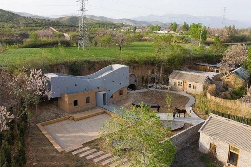 废墟中的图书馆-2