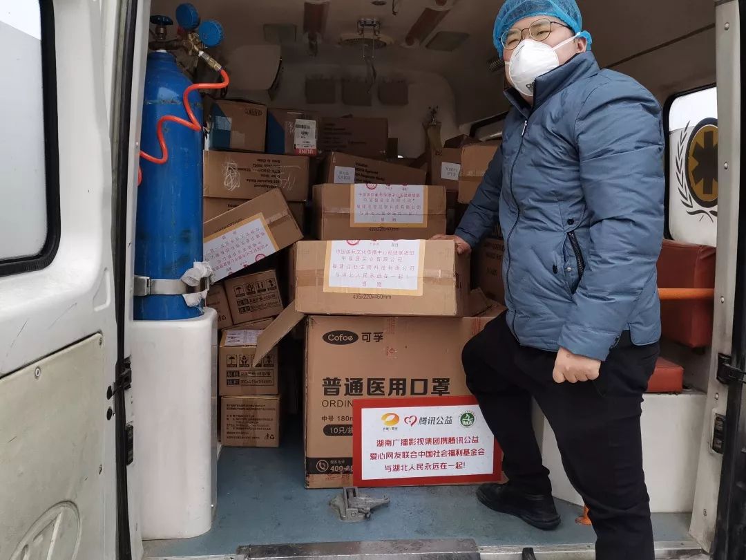 口罩的前世今生 | 设计大拿们的创新之作-127