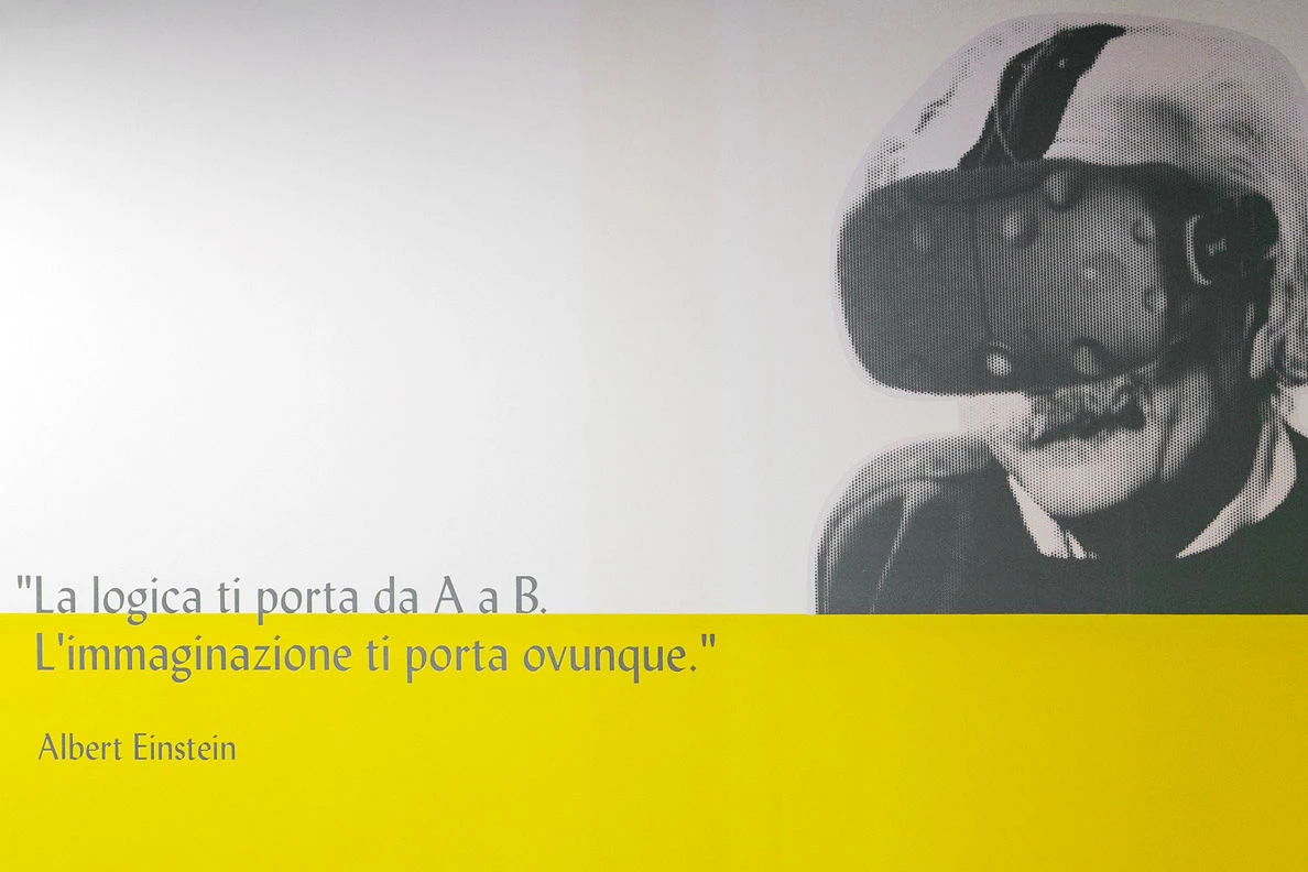 流动空间 · 米兰多功能咖啡书店-15