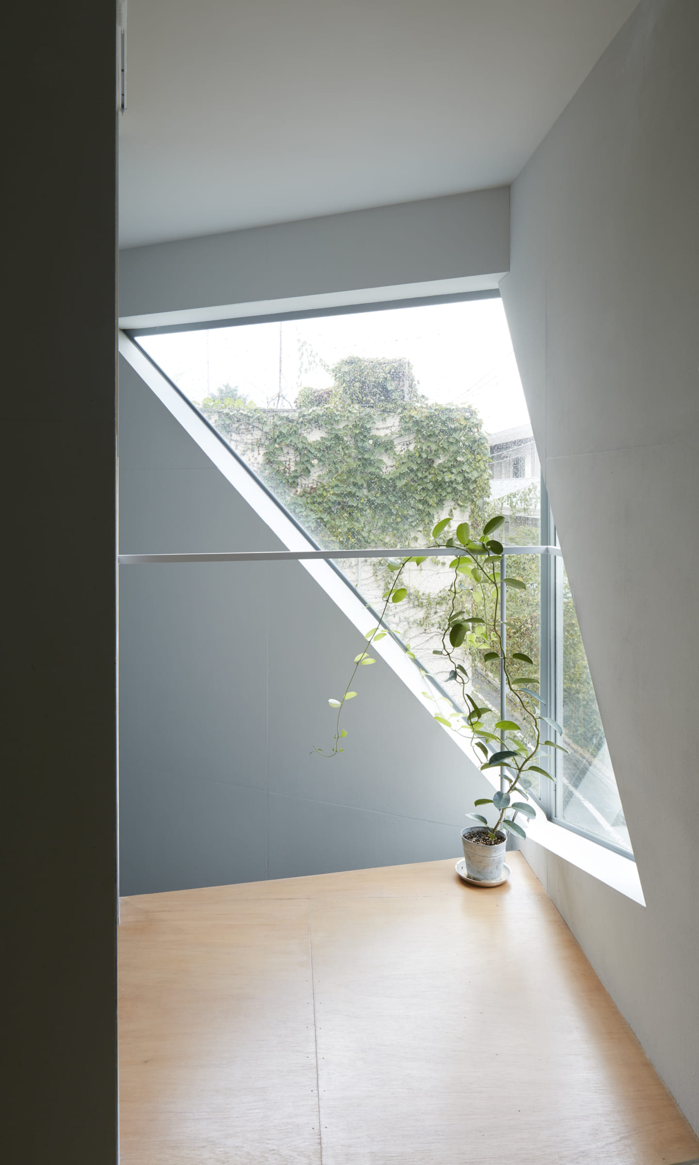 代々木上原の  Suppose Design-9