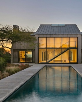 悬崖上的住宅（House on the Bluff）丨美国纽约丨LaGuardia Design Group